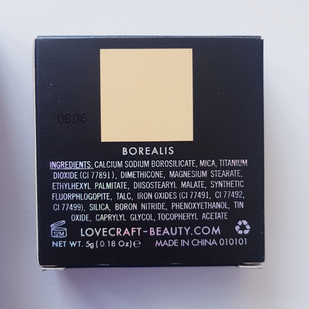 MIXED Mini Make-Up Bundle - Picture 8 of 13